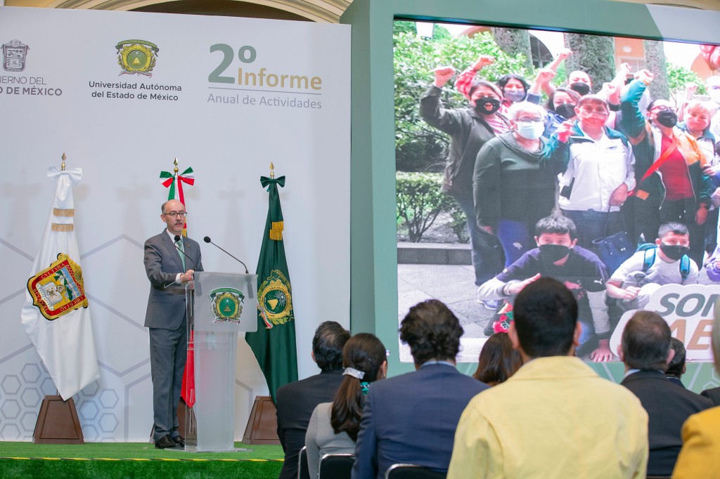 Presenta rector Barrera Díaz segundo informe de labores UAEMéx - Página Uno
